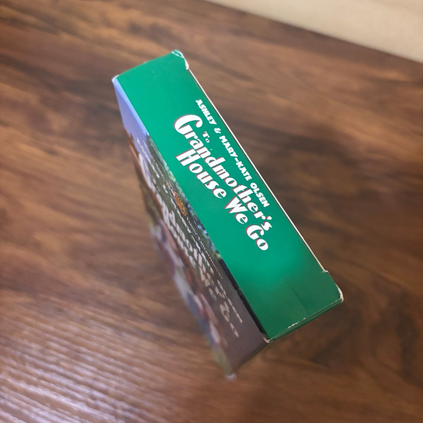 To Grandmothers House We Go Mary-Kate and Ashley Olsen VHS