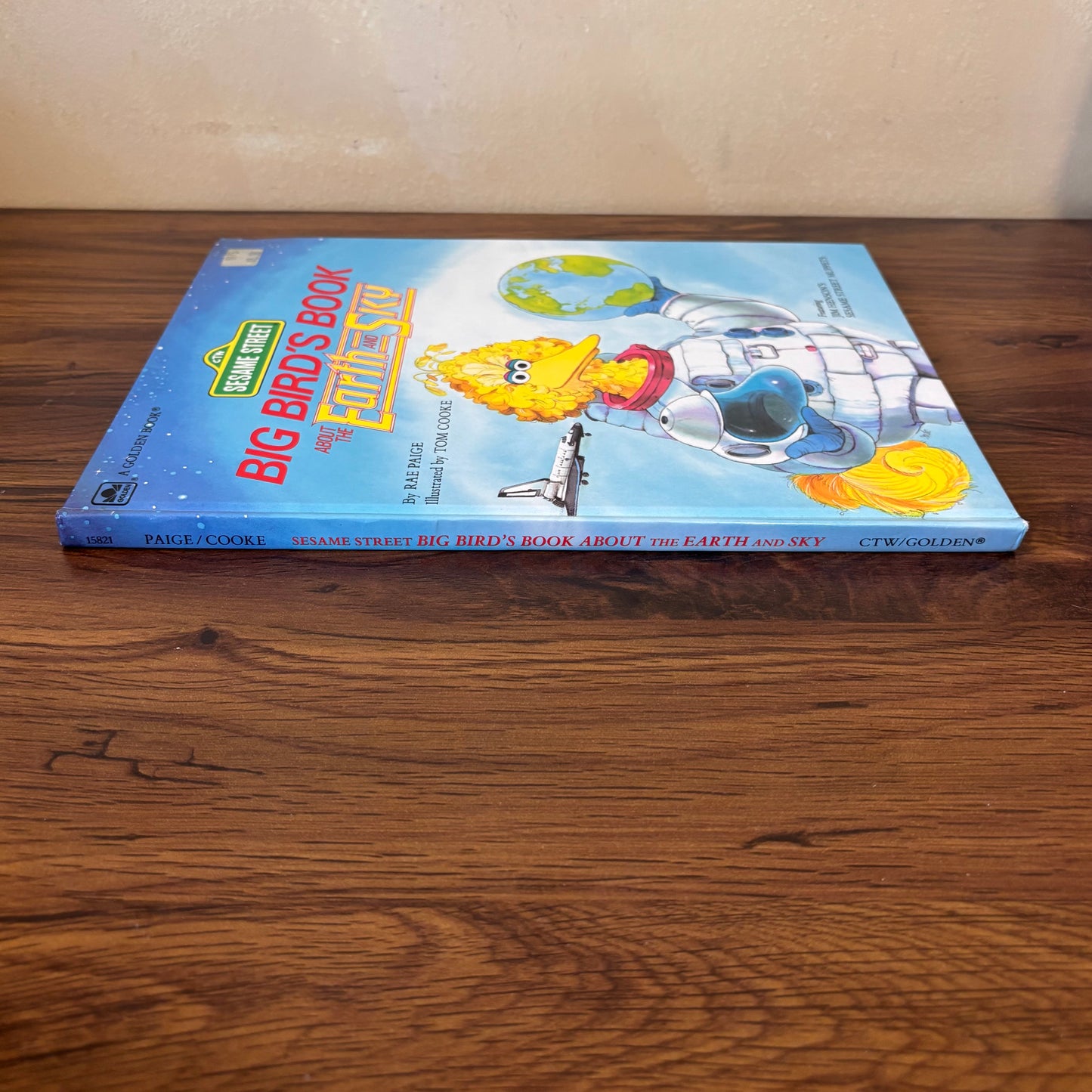 Big Bird’s Book About the Earth and Sky - 1985 Sesame Street Muppets Hardcover
