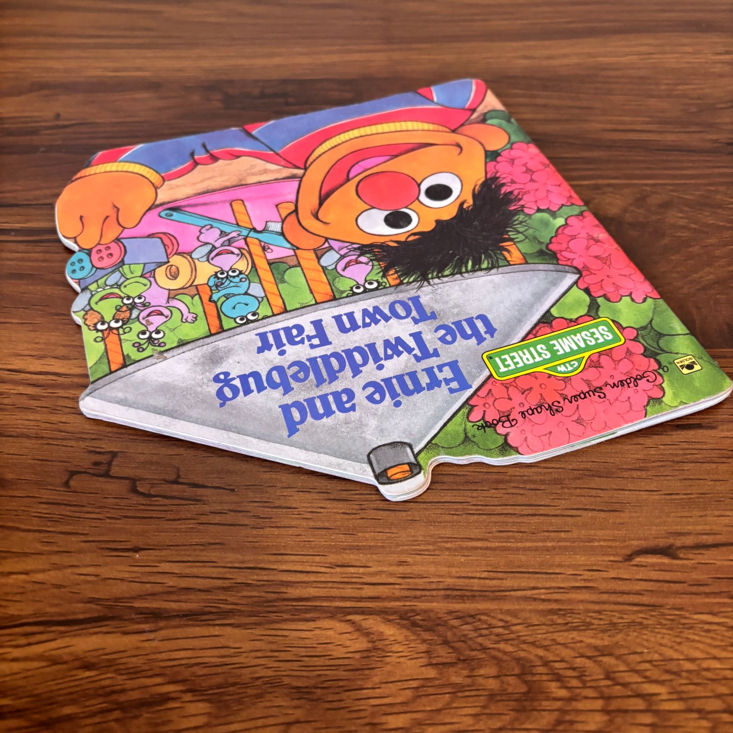 Ernie and the Twiddlebug Town Fair 1990 Sesame Street Golden Super Shape Book