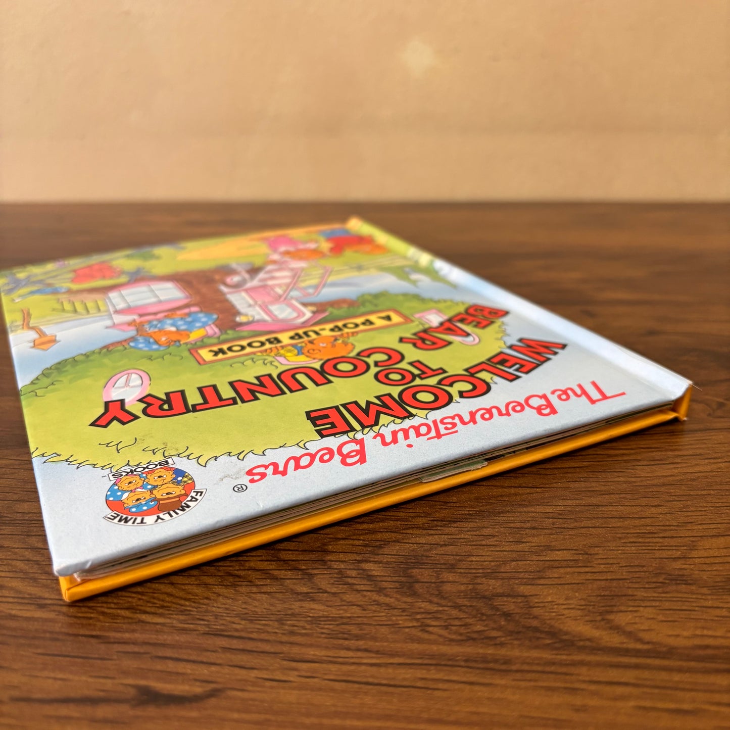 Welcome to Bear Country A Pop-Up Book Stan and Jan Berenstain 1996, The Berenstain Bears