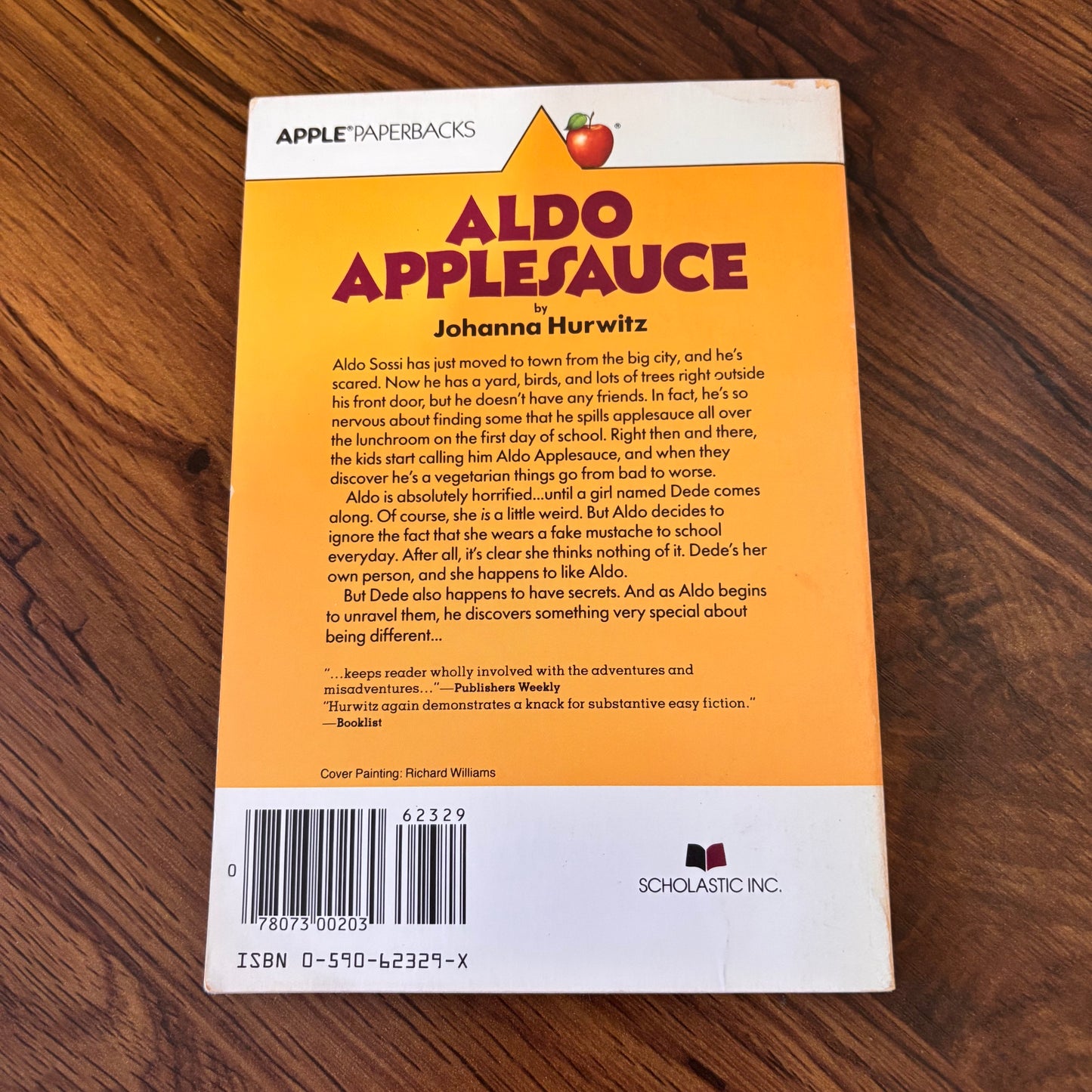Aldo Applesauce by Johanna Hurwitz - Scholastic Apple Paperback (1979)
