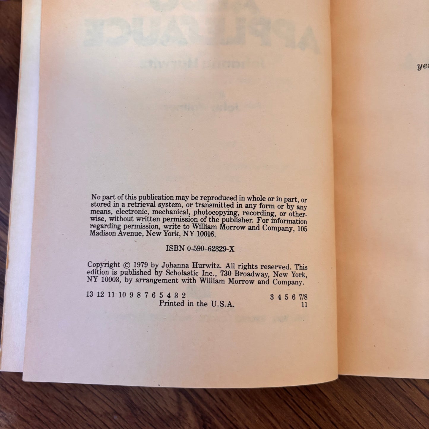 Aldo Applesauce by Johanna Hurwitz - Scholastic Apple Paperback (1979)
