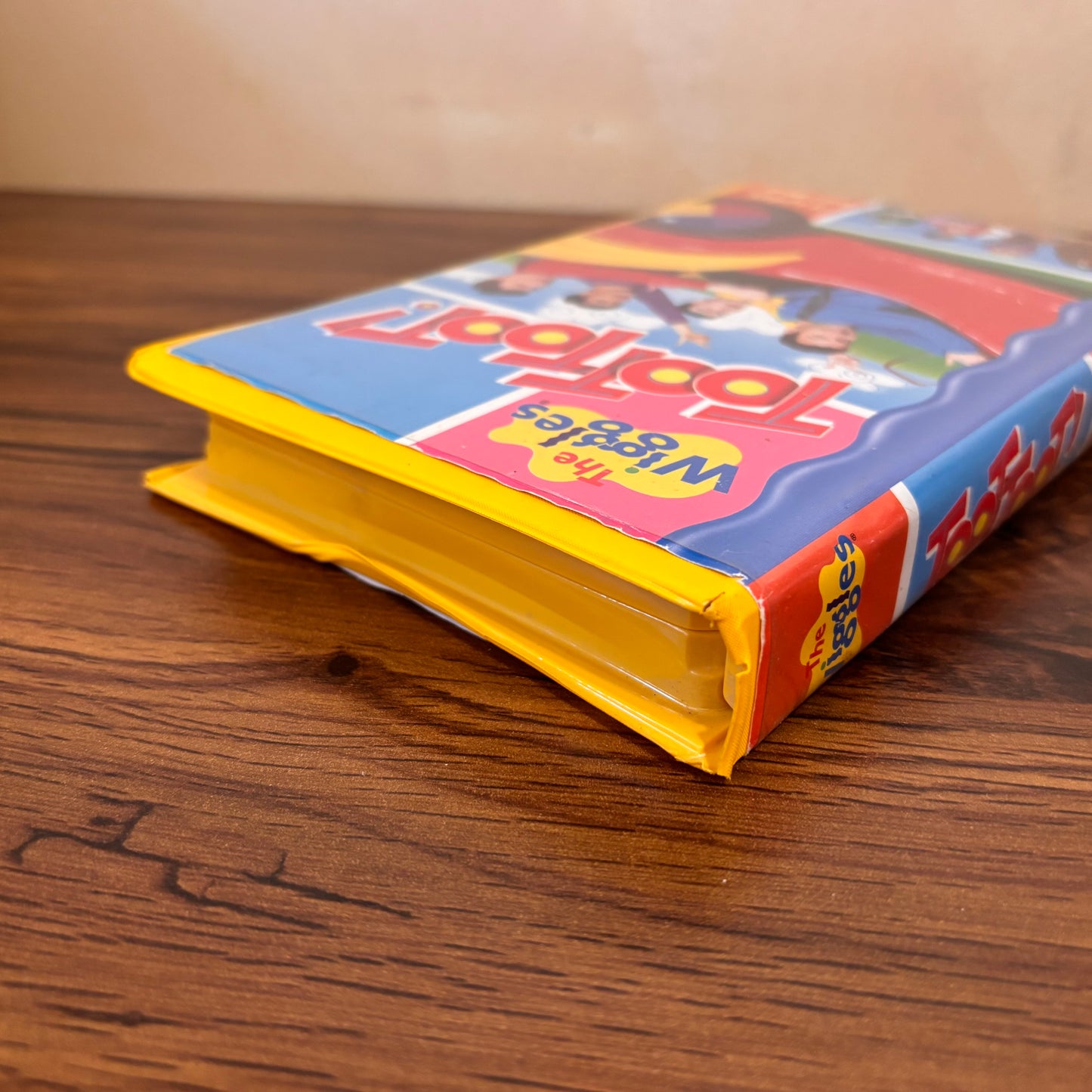 The Wiggles: Toot Toot! 18 Songs VHS (2001) - Musical Adventure