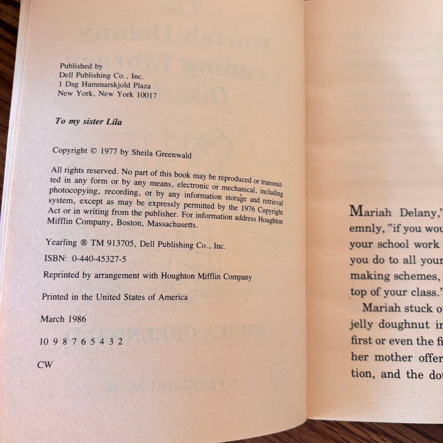The Mariah Delany Lending Library Disaster by Sheila Greenwald (1977) | Dell Yearling Paperback