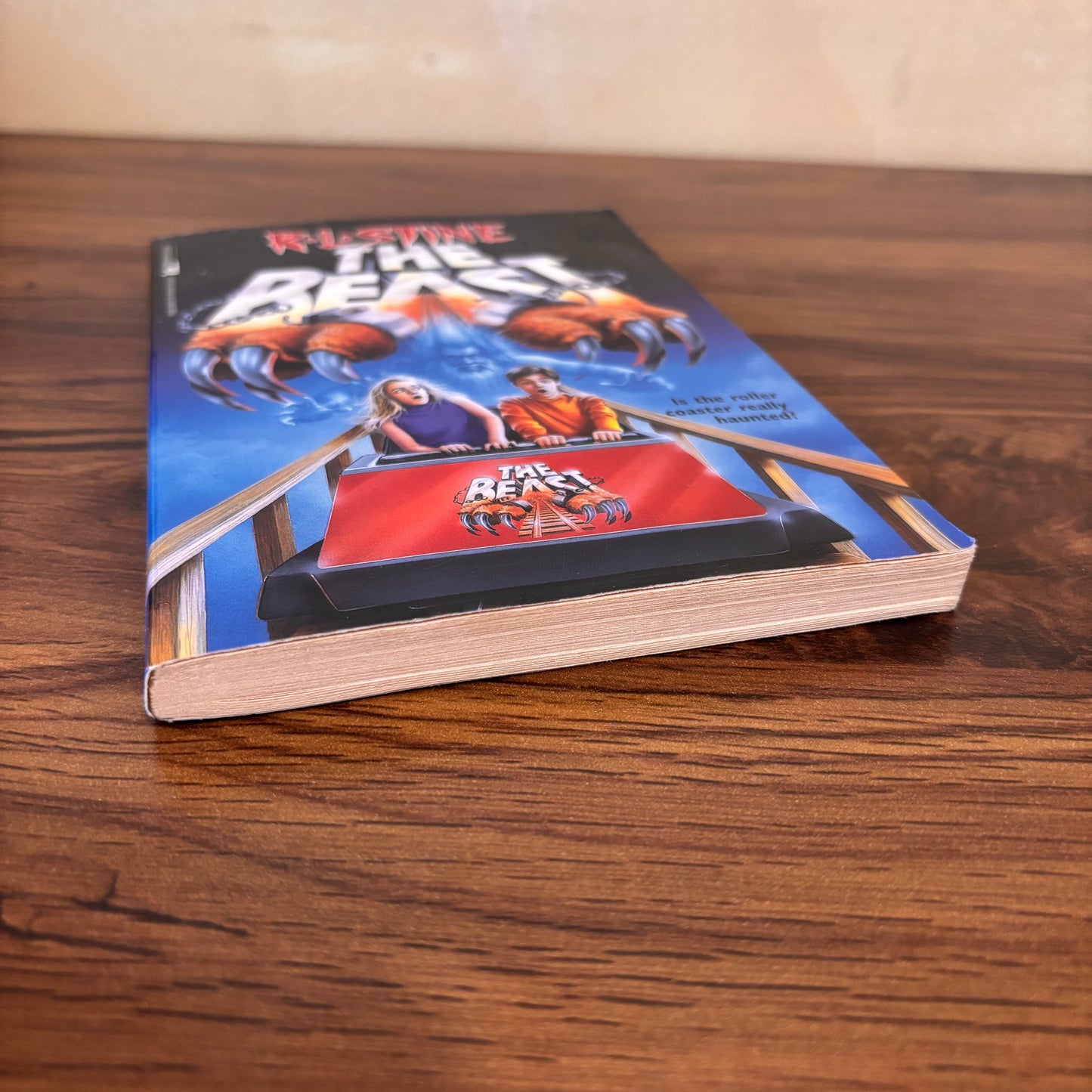 The Beast by R.L. Stine - 1994 Minstrel Books Paperback