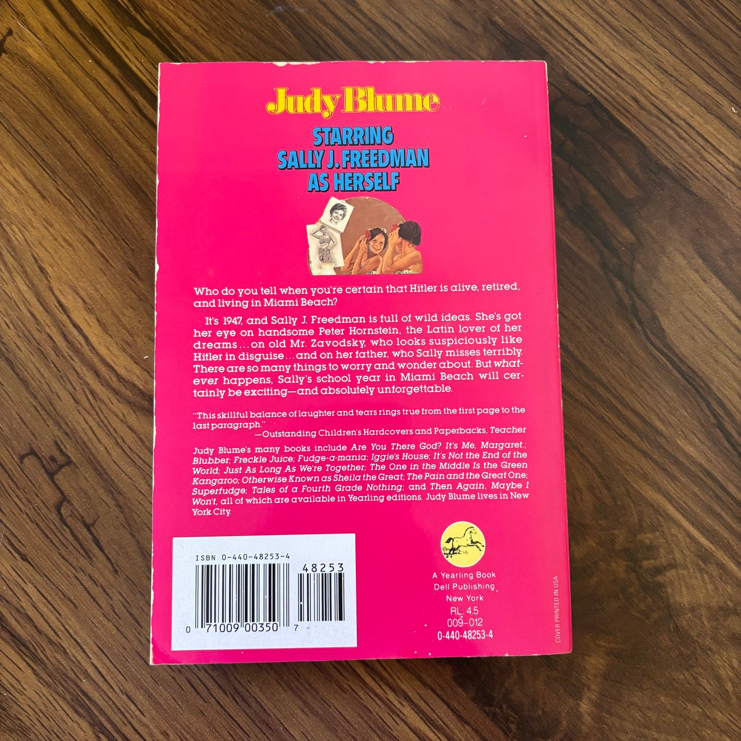 Starring Sally J. Freedman as Herself - Judy Blume 1991 Pink Cover