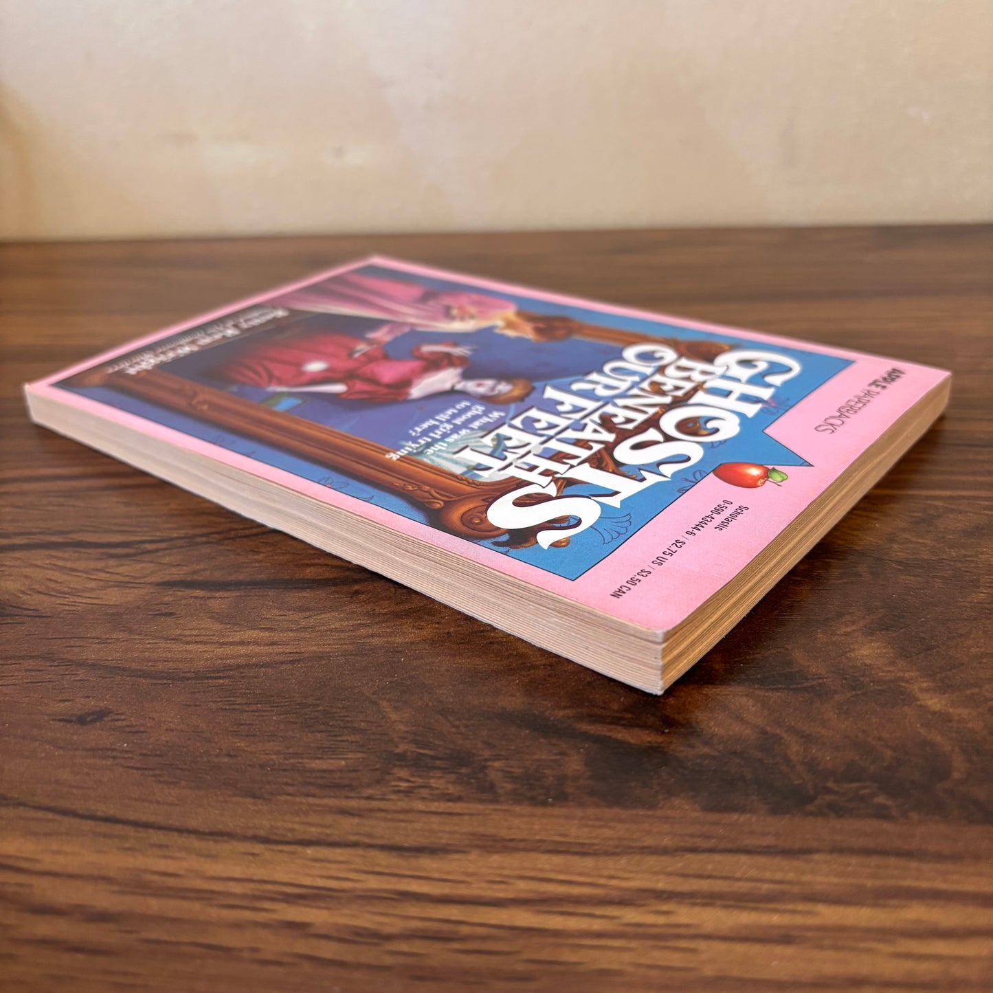 Ghosts Beneath Our Feet by Betty Ren Wright (1984 Apple Paperback - Scholastic)