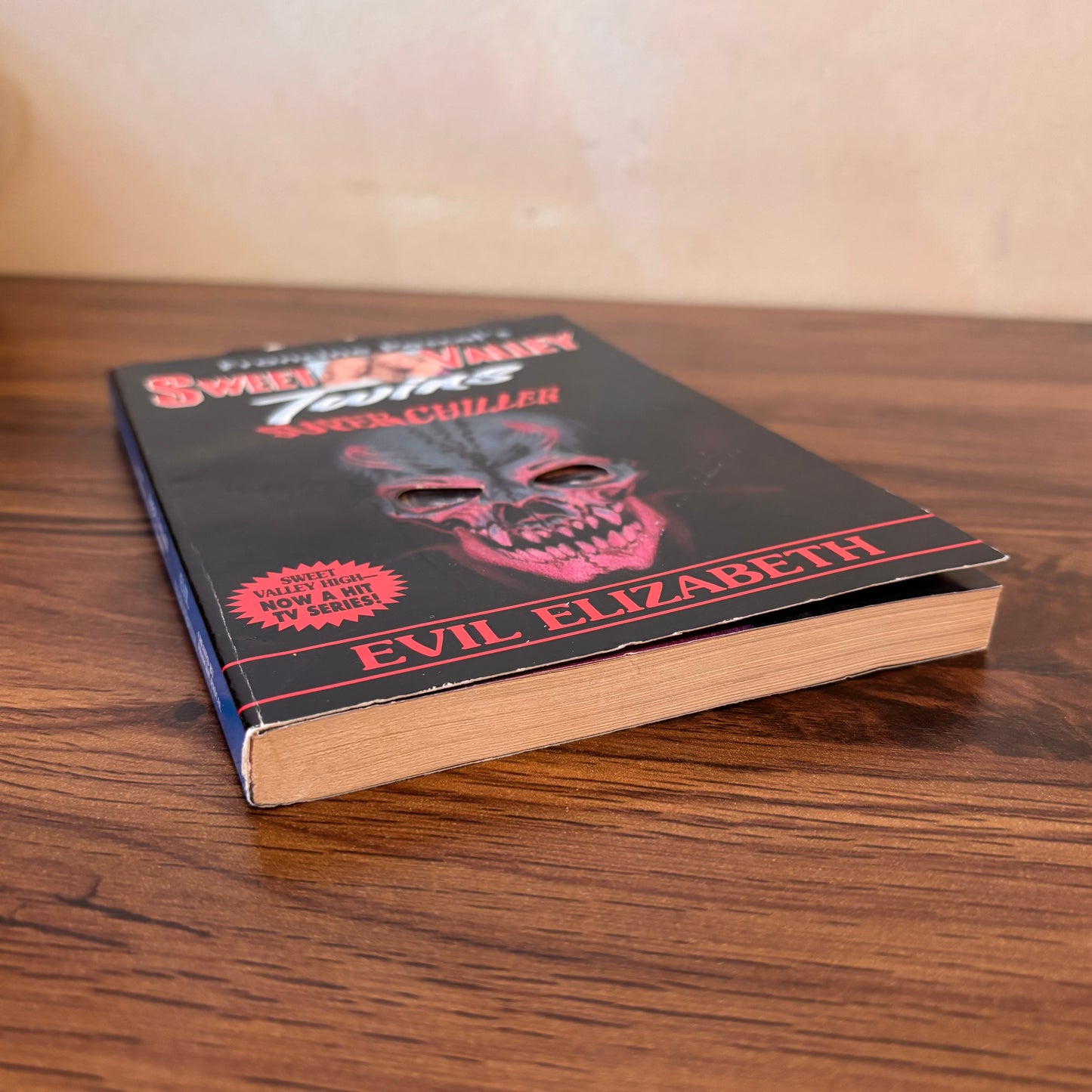 Evil Elizabeth - Sweet Valley Twins Super Chiller by Jamie Suzanne, Francine Pascal – 1995 Bantam Paperback