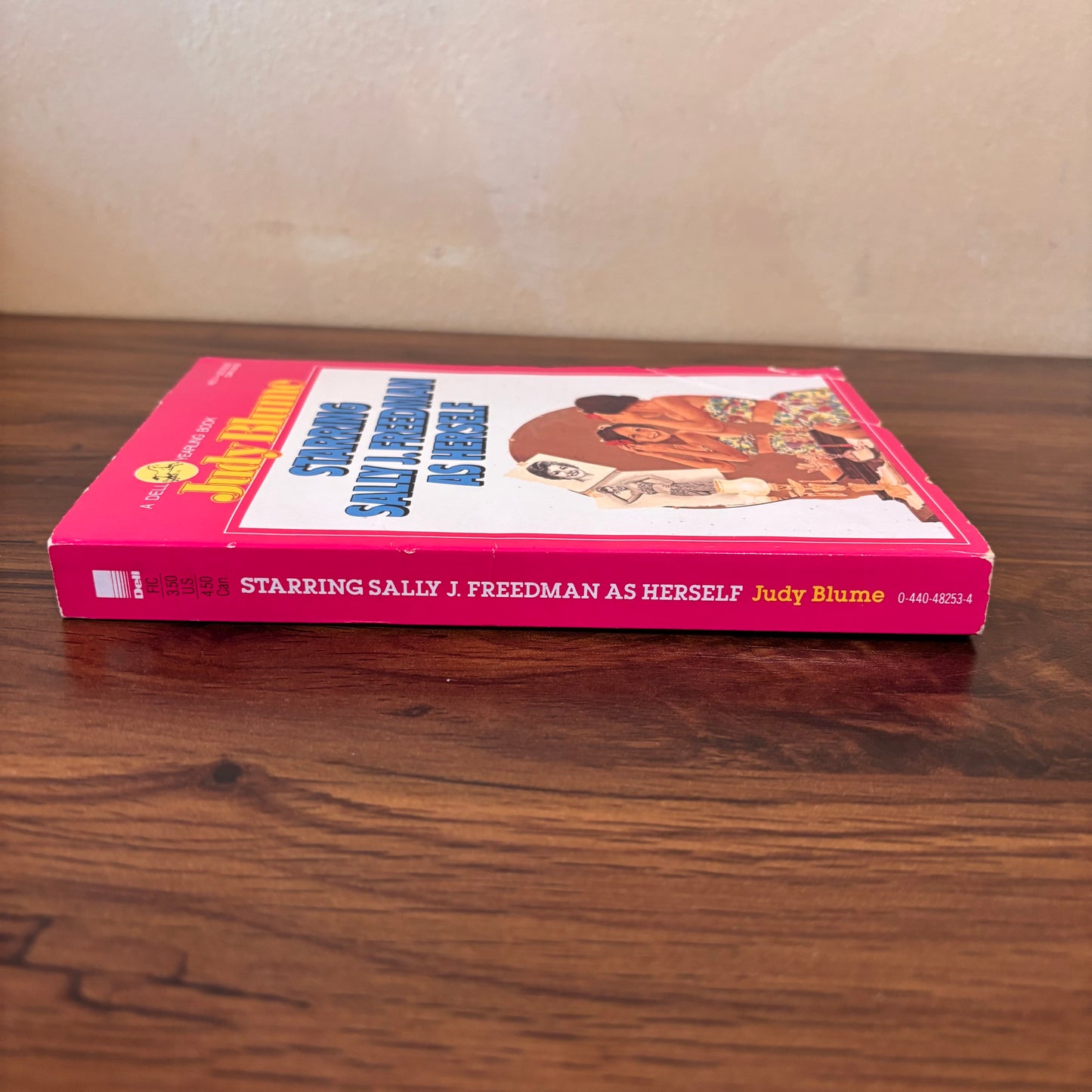 Starring Sally J. Freedman as Herself - Judy Blume 1991 Pink Cover