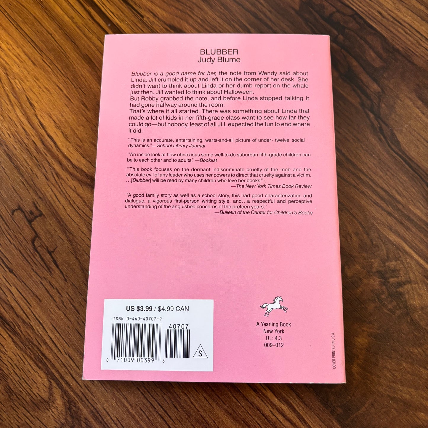Blubber by Judy Blume - 1986 Yearling Pink Cover Edition