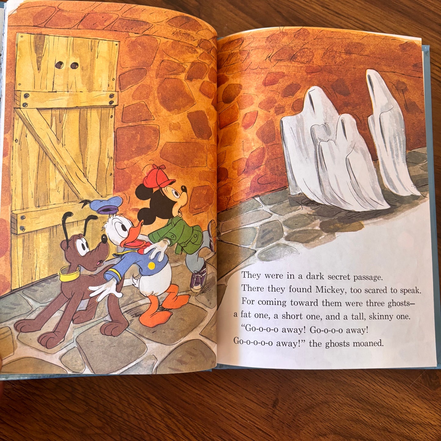 Disney's The Haunted House 1975 Grolier Book Club Edition - Wonderful World of Reading Hardcover