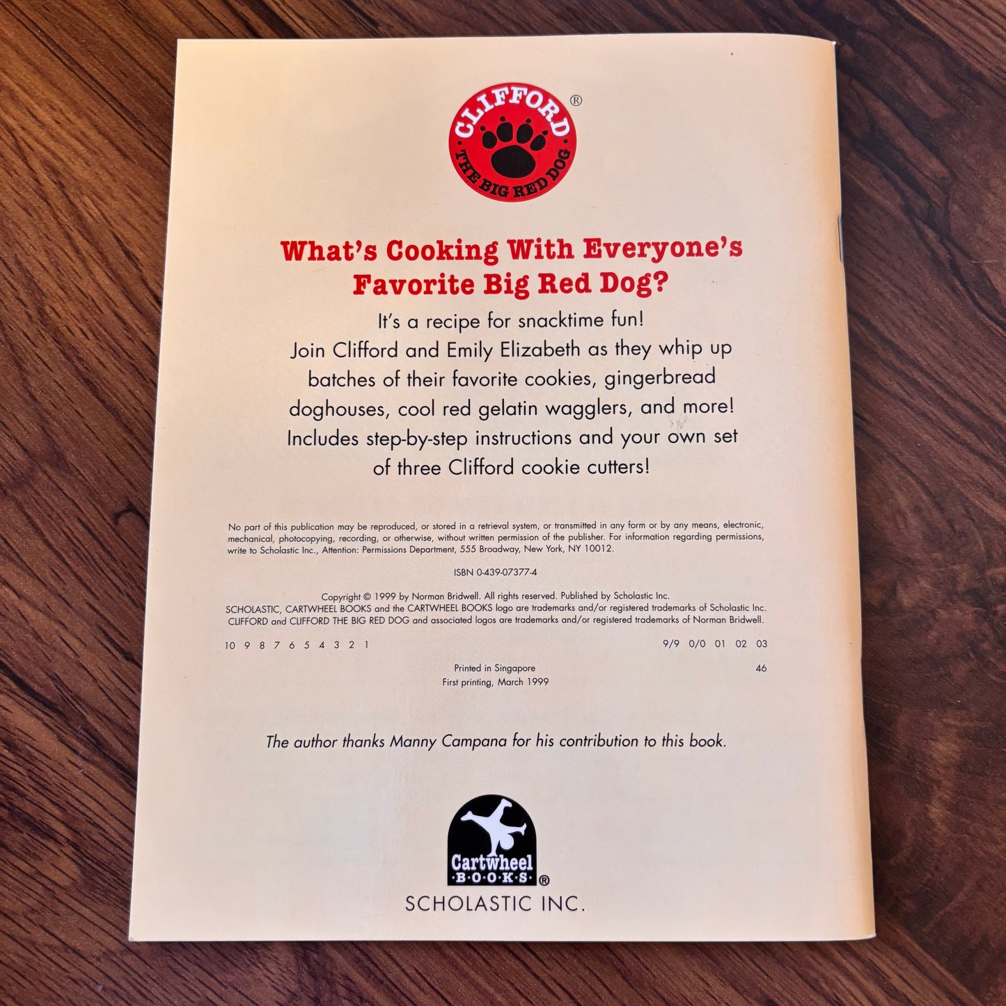 Cooking with Clifford - Clifford the Big Red Dog Kids Cookbook by Norman Bridwell (1999 Scholastic)