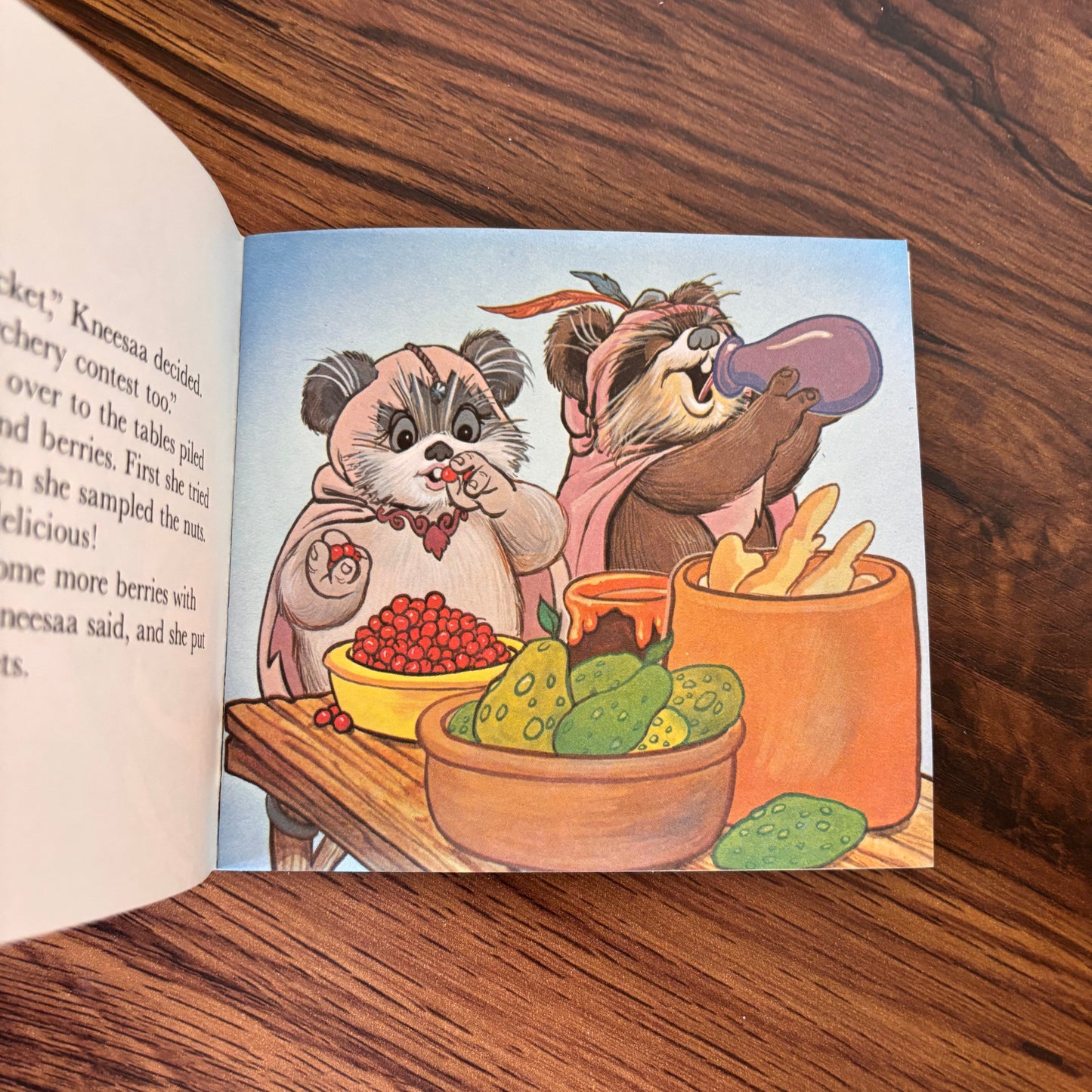 Three Cheers for Kneesa: An Ewok Adventure Mini Book (1984) | Star Wars Return of the Jedi