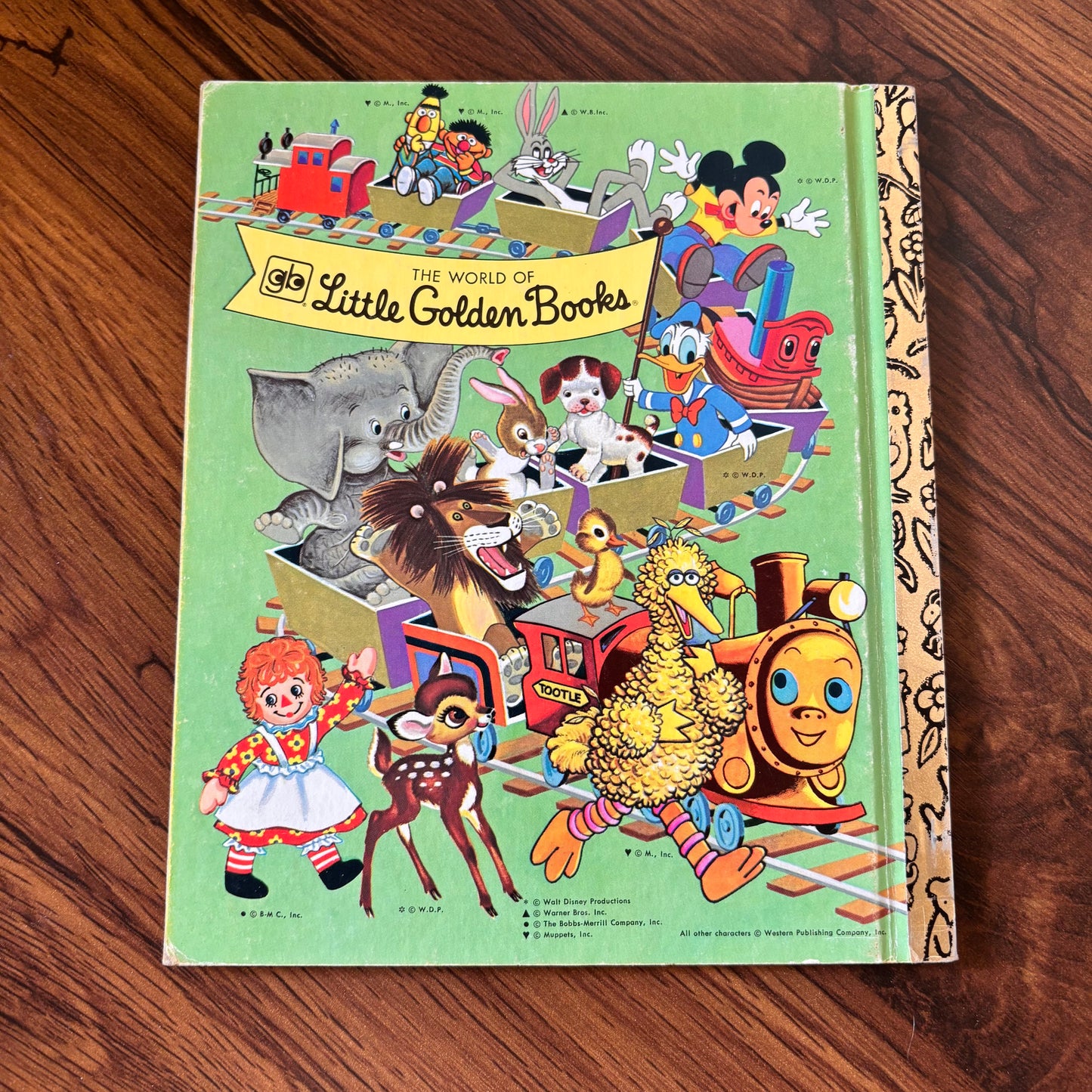 The Ginghams: The Backward Picnic by Joan Chase Bowden (1976) | Little Golden Book