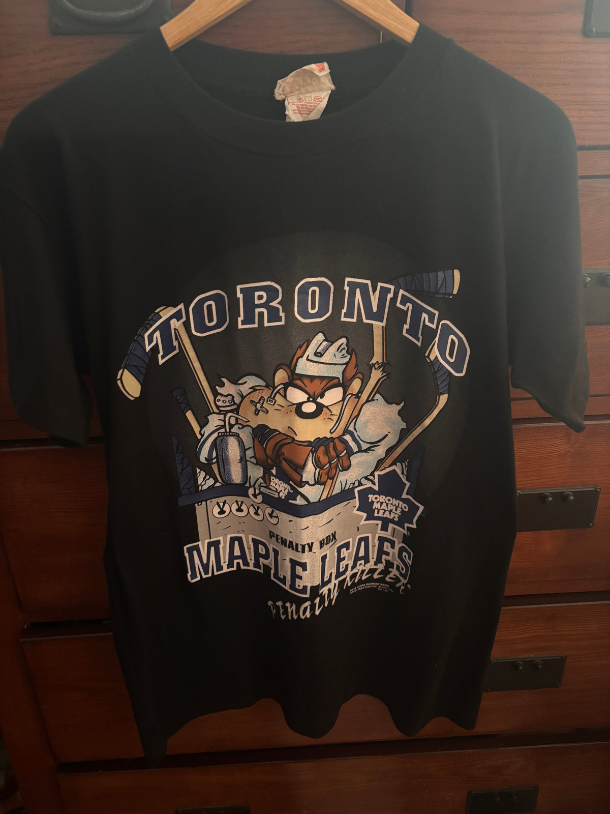 1994 Tasmanian Devil Toronto Maple Leafs T-Shirt Size Medium