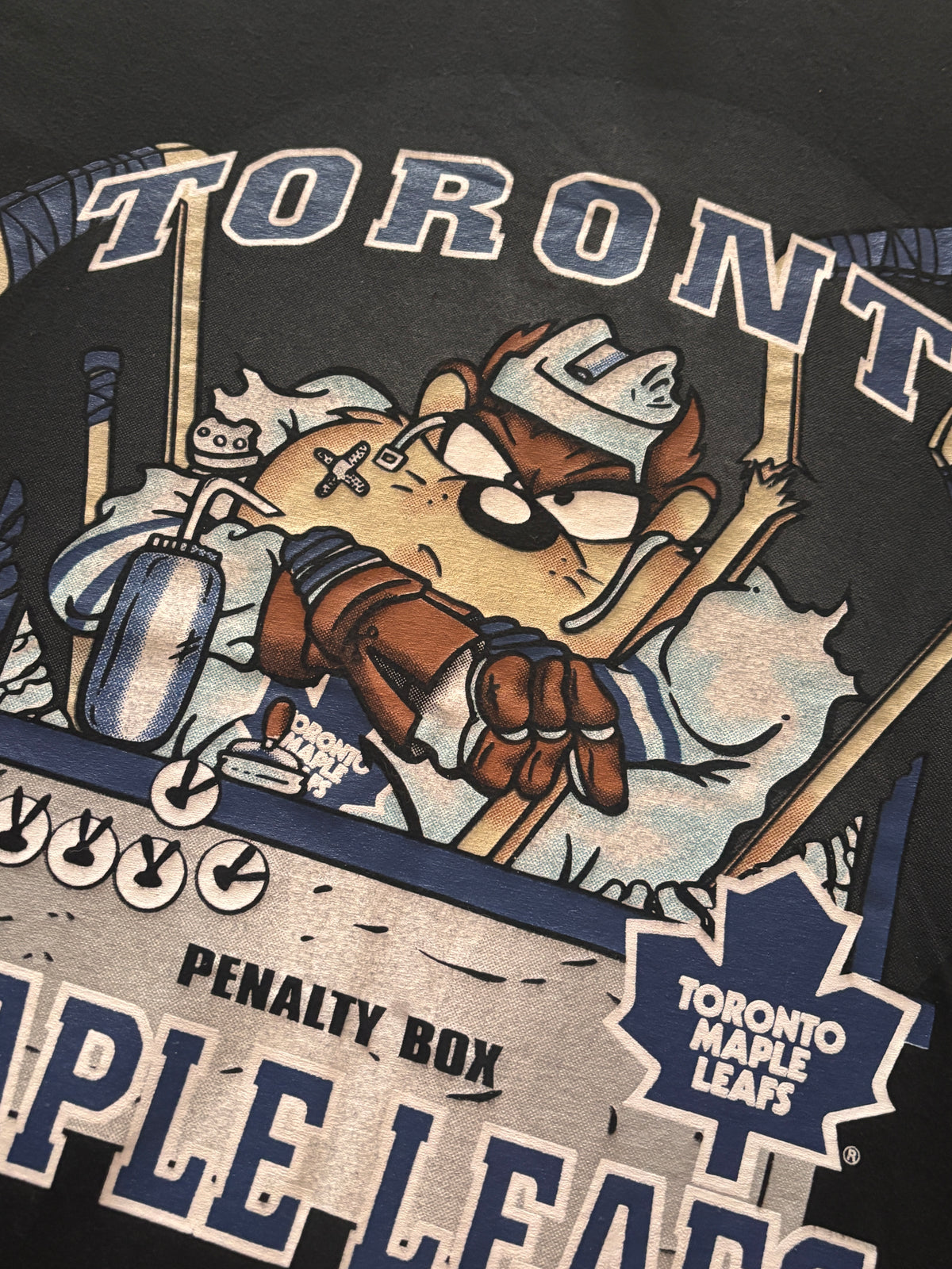 1994 Tasmanian Devil Toronto Maple Leafs T-Shirt Size Medium