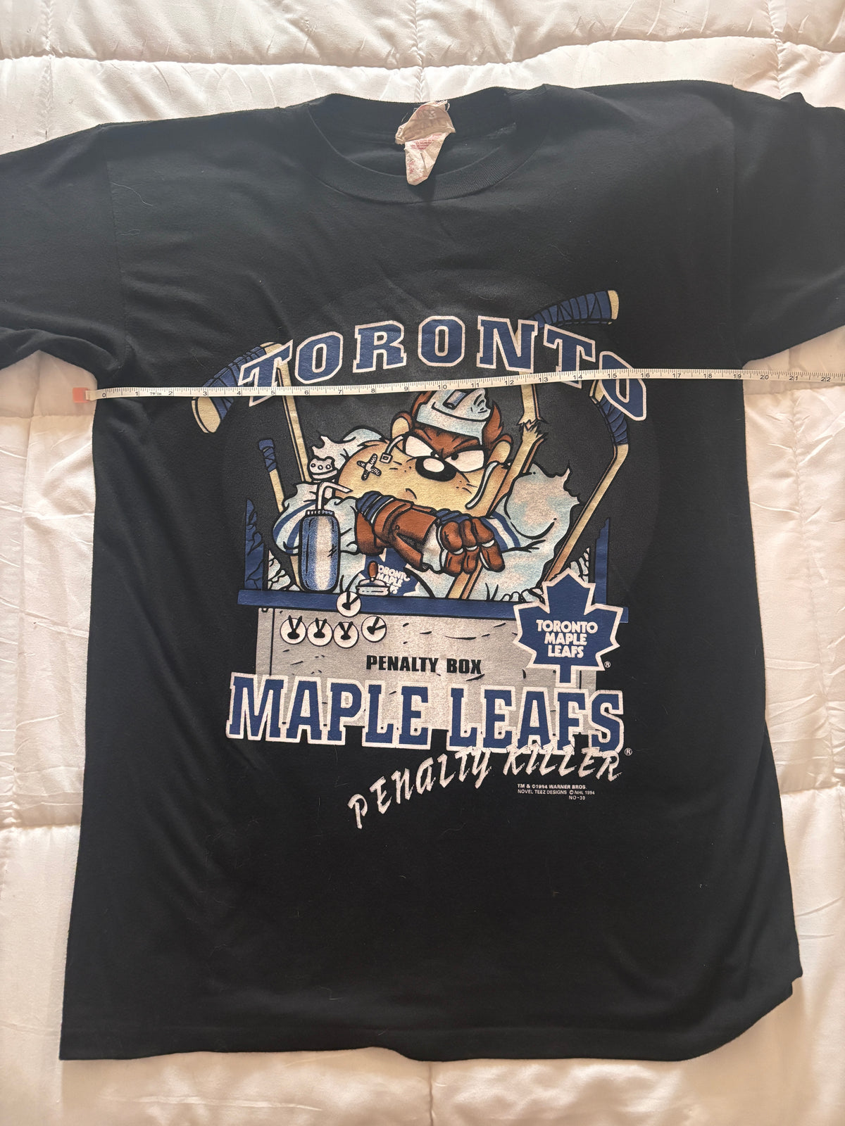 1994 Tasmanian Devil Toronto Maple Leafs T-Shirt Size Medium