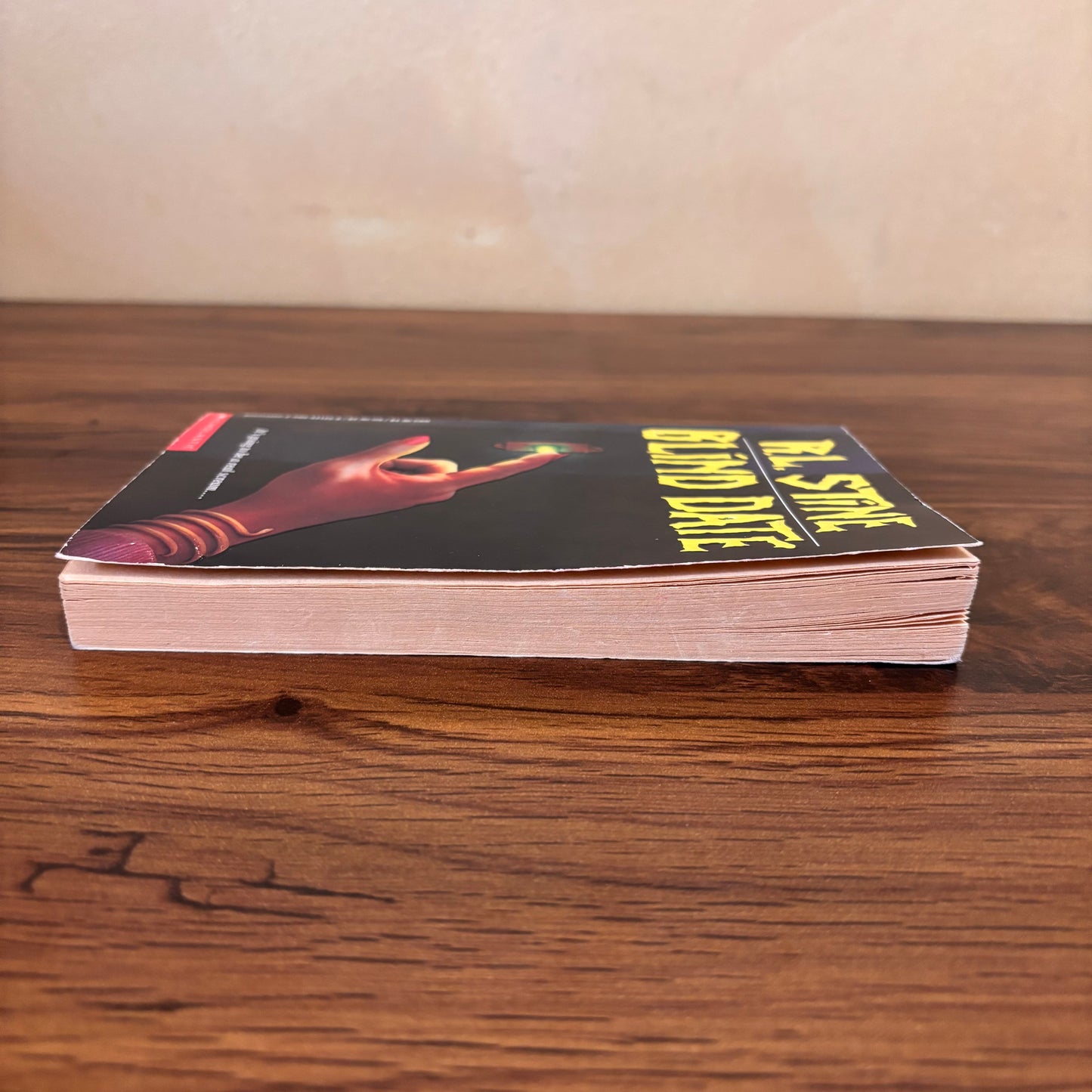 Vintage Point Horror Blind Date scary paperback with bold neon-style R.L. Stine cover lettering, a creepy doorbell image, and retro 80s horror fiction nostalgia.